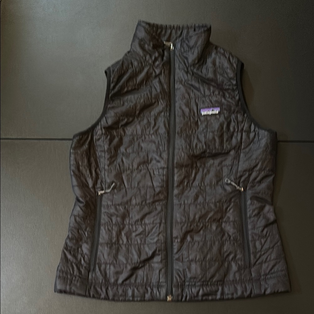 Patagonia Women's black Quilted Vest